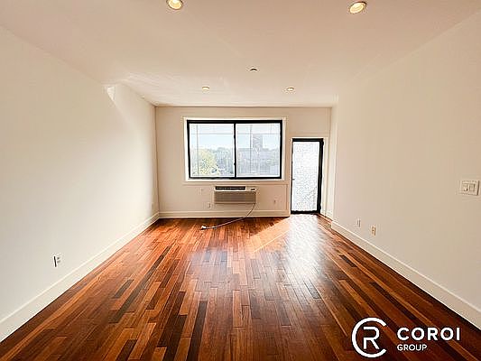 5th image of 889 Herkimer St #5B