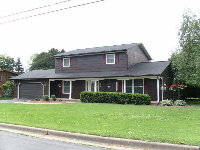 1st image of 675 Sunset Ln