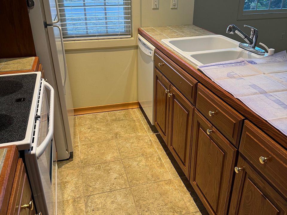 galley kitchen