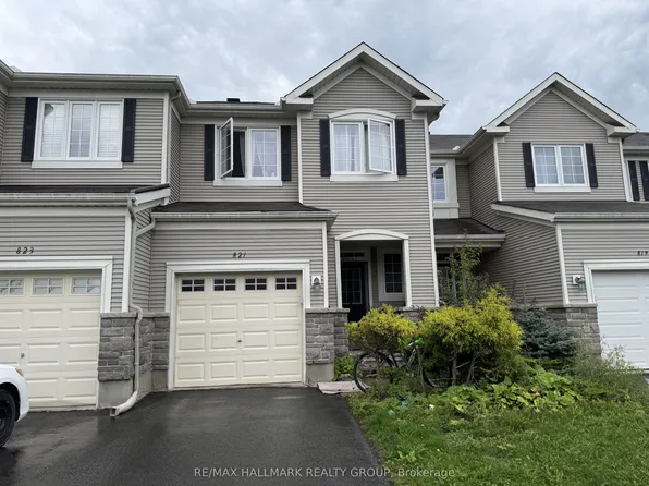 821 Tabaret St, Ottawa, ON K2M 0E4