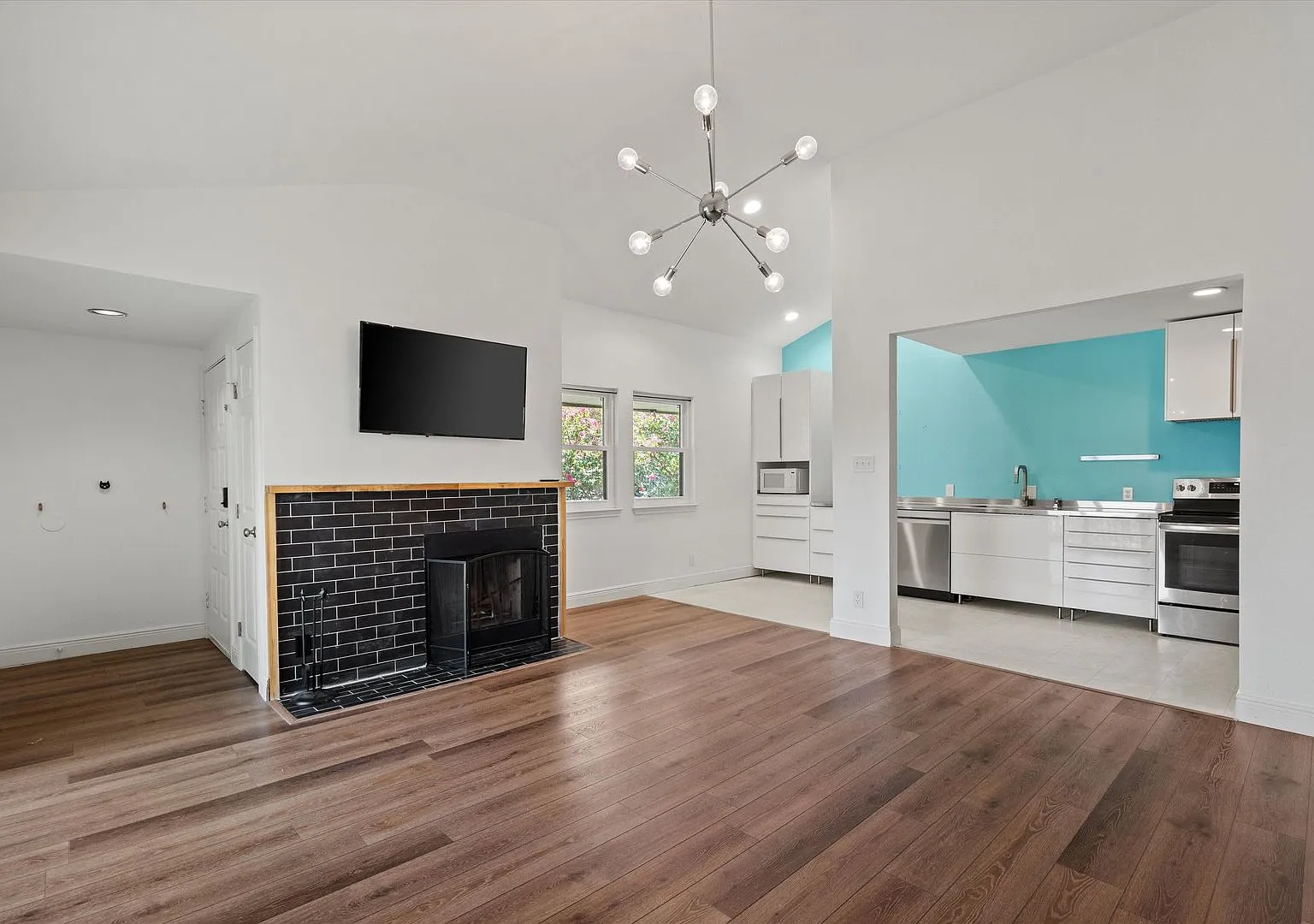 9226 Jollyville Rd #220, Austin, Texas 78759 — Photo 1