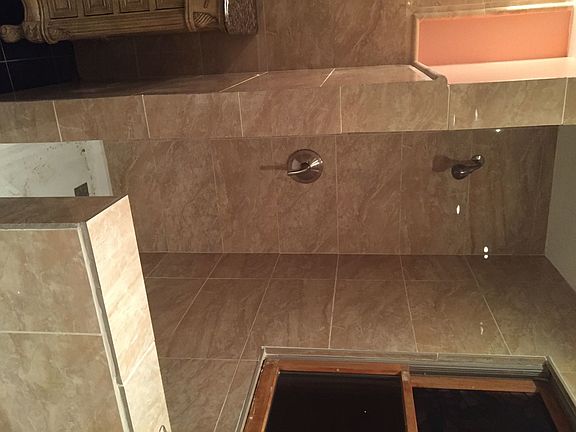 2ND FLOOR SHOWER