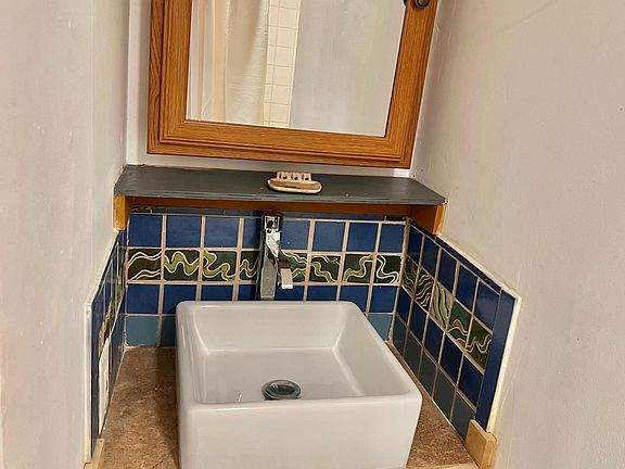 Detail of sink