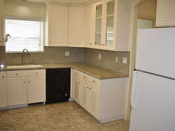 5th image of 671 San Antonio Way