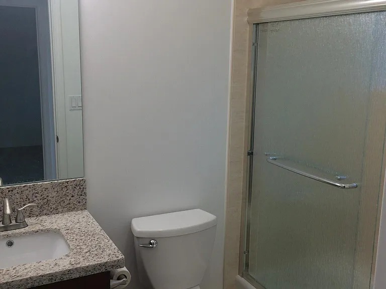 1868 Kapiolani Blvd — Photo 2