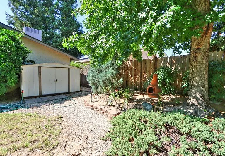 6830 Mellodora Dr — Photo 63