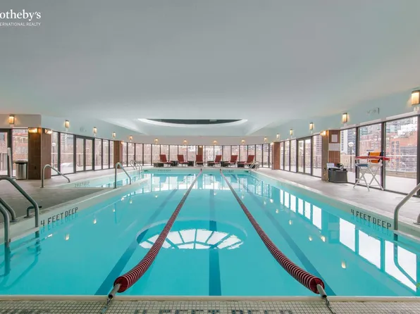 330 East 38th Street image 14 of 16