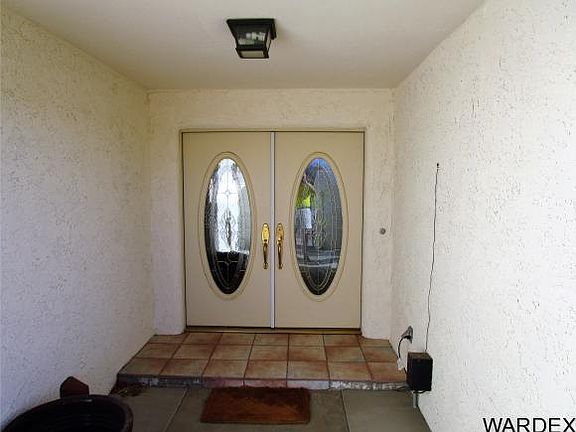 4th image of 2480 Castaway Dr
