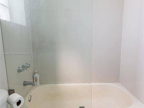 4th image of 1460 Ocean Dr APT 309