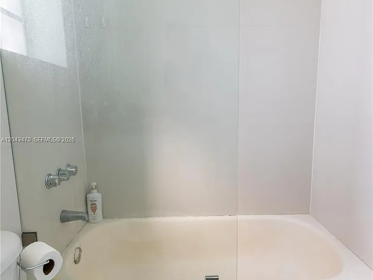 1460 Ocean Dr #309 — Photo 4