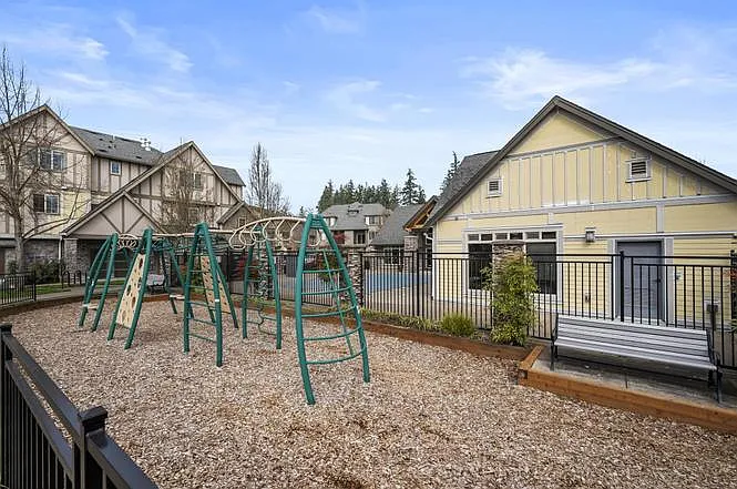 7907 NE Rockne Way #1 — Photo 15