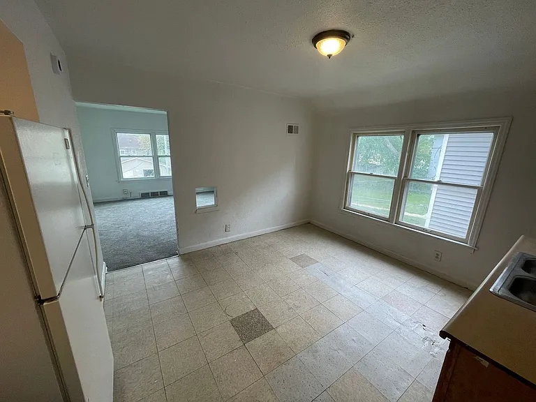 3266 N 3rd St. (4 Unit) — Photo 2