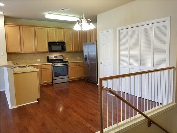 5th image of 9201 Brodie Ln Unit 4601