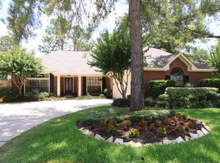 7518 Shangrila Ln, Houston, TX 77095