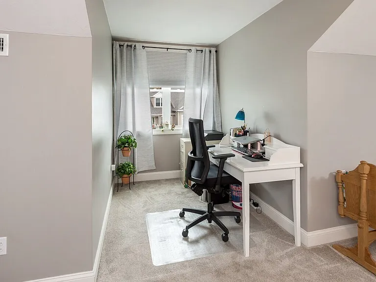 19 Stratford Village Dr #19 — Photo 23