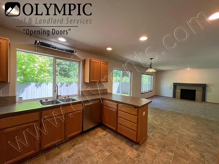6702 Kirsop Village Dr SW — Photo 6