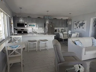1273 Highway A1A Photo 1