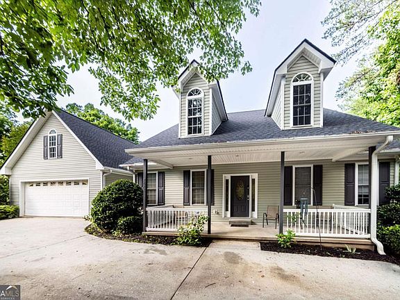 4th image of 7822 Beachwood Dr