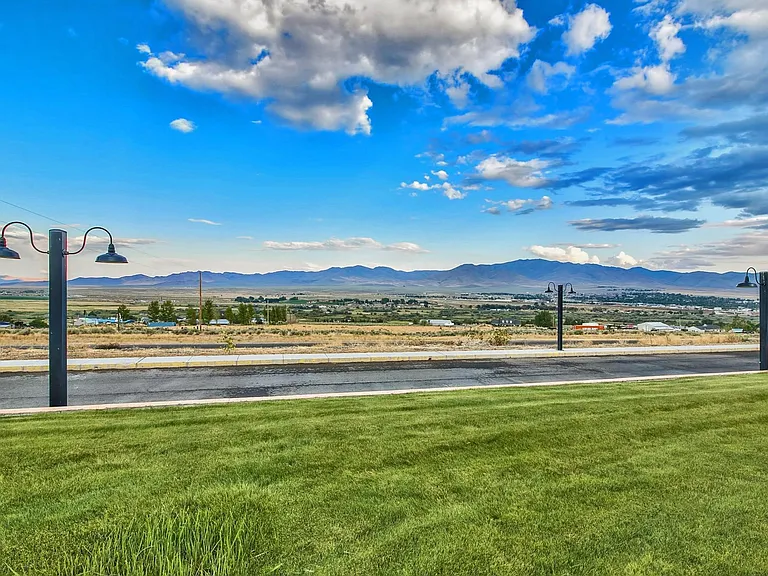 5750 US Highway 95 N — Photo 30