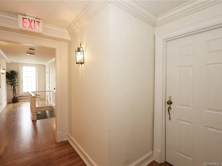 249 Main St #2 — Photo 2