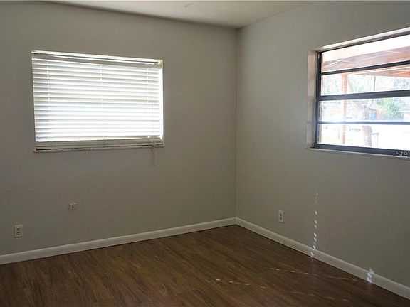 4th image of 4410 Cobia Dr