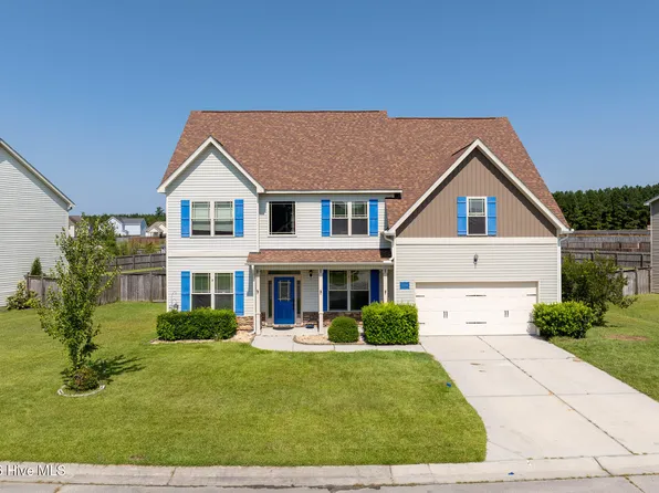 304 SW Plantation Drive, Maple Hill, NC 28454