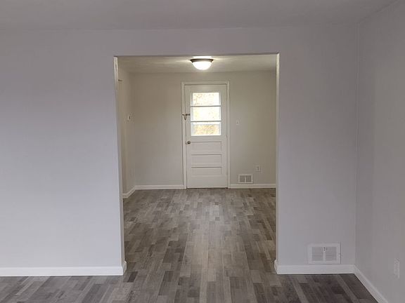 5th image of 3050 Canbet Dr