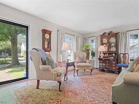 3rd image of 18236 Ponciana Ave
