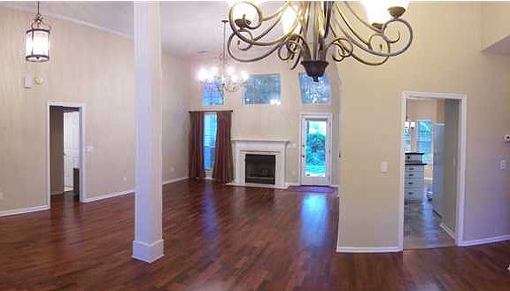2nd image of 305 Essex Dr