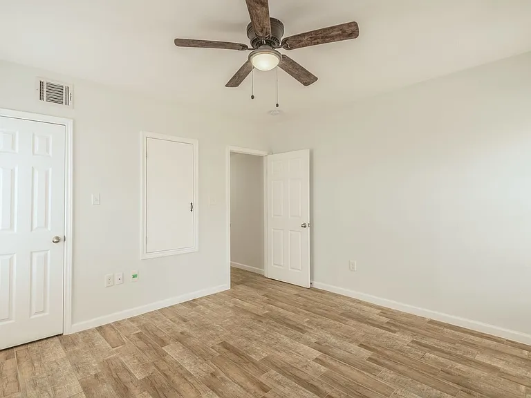 2319 Rosewood St #A — Photo 14