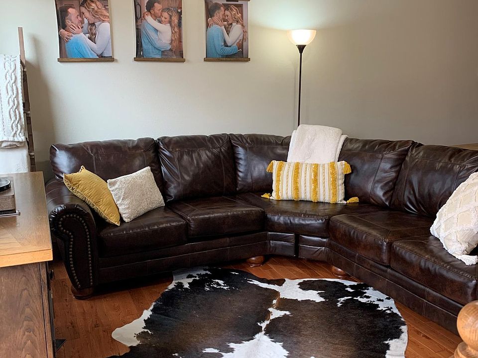 Upstairs living room area