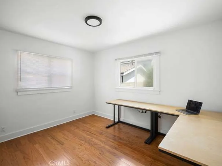 635 Arden Ave — Photo 15
