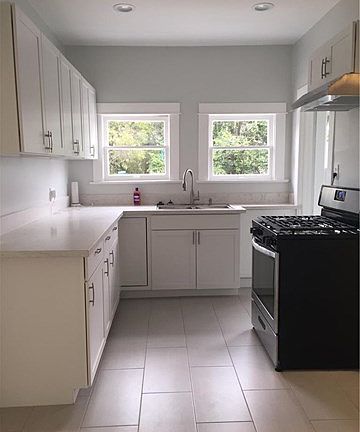 5th image of 208 S Ave 60