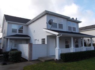 8508 NE Knott St #D, Portland, OR 97220