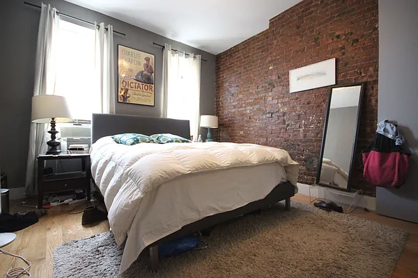 Rented by Nooklyn NYC LLC | media 8