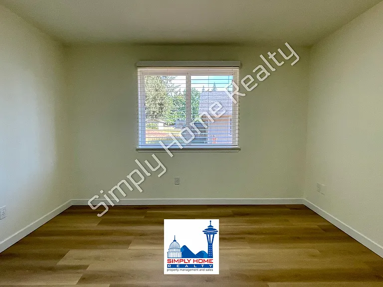 3 bed, 2.0 bath, 1234 sqft, $2,650 — Photo 17