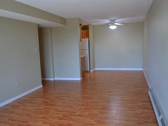 3rd image of 9800 Horton Rd SW #403