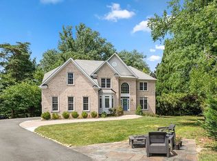 2626 Chain Bridge Rd, Vienna, VA 22181