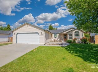 1922 S Panorama Dr, Nampa, ID 83686