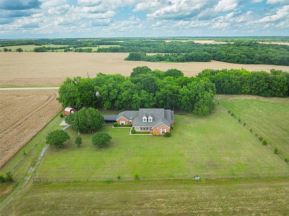 3rd image of 462 County Road 3335