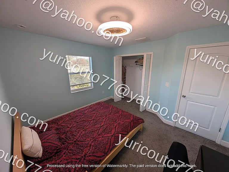9302 N 28th St — Photo 2