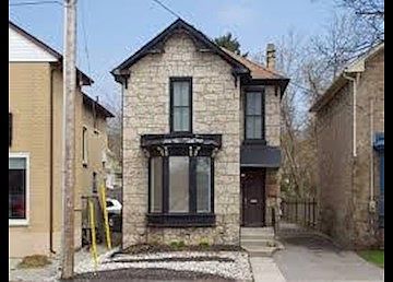 1st image of 111 Ainslie St N Room 3