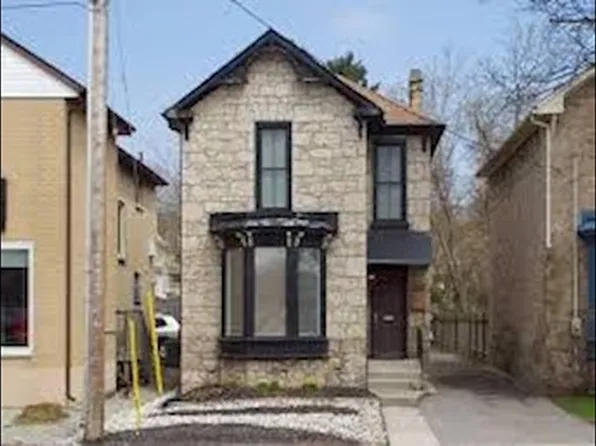 111 Ainslie St N Room 3, Cambridge, ON N1R 3P2