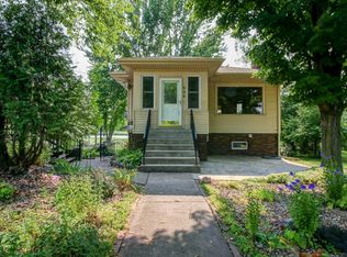 505 Park Island Rd, Center City, MN 55012