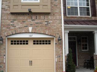 107 Longchamp Ln, Cary, NC 27519