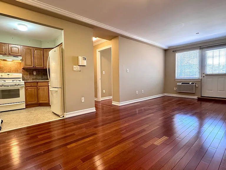 66-06 70th St #2A — Photo 1