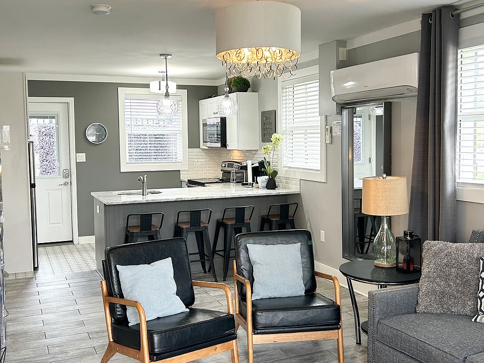 1st image of 1823 Pearl St #1