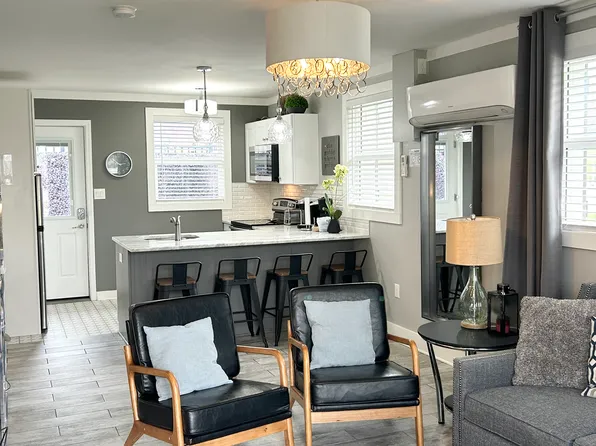 1823 Pearl St #1, Nashville, TN 37203