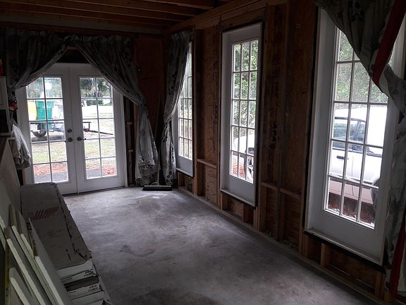 3rd image of 1025 E Orange Ave
