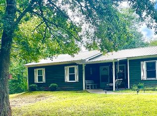 95 County Road 261, Muscadine, AL 36269